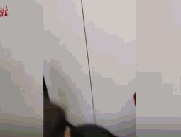 DƬ
